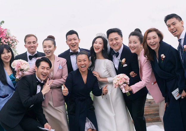 朱珠婚礼现场照婚礼简单但不失浪漫网友曝出朱珠老公身份