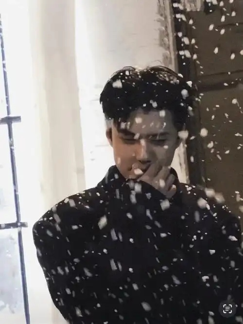 吴世勋sense冬日浪漫大片##吴世勋sense冬日浪漫大片