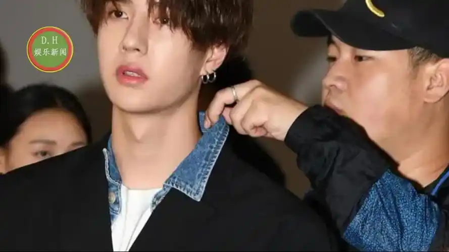 王一博杨紫直播中甜蜜互动,网友:这是在公开恋情吗?