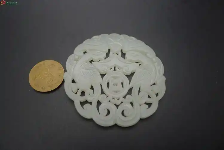 老和田玉福禄寿喜圆坠 玉质好 双面工镂空雕
