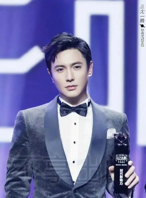 网友p瘦了的沈腾颜值回到巅峰,甩现在的小鲜肉几条街!