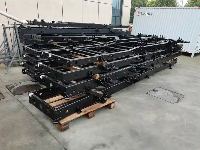 供应东风多利卡d9大梁总成 车架 大架子总成就是好