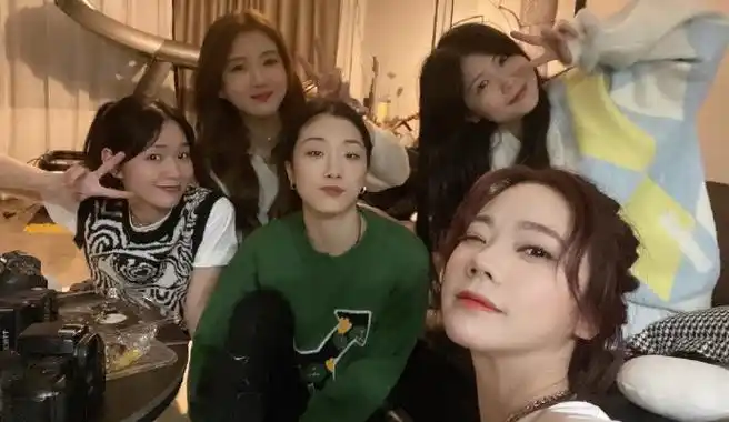 101出道四周年#@段奥娟_clare@yamy_郭颖@赖美云@张紫宁zining2022