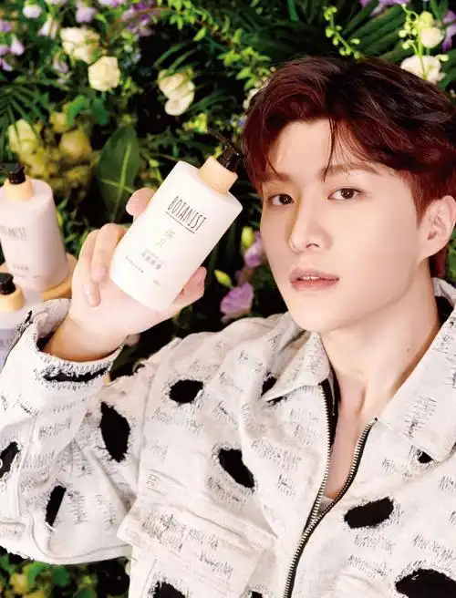 范丞丞近期的小猪包