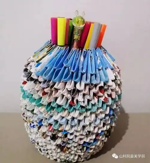 学前教育专业学生废旧物品制作工艺品成果展示