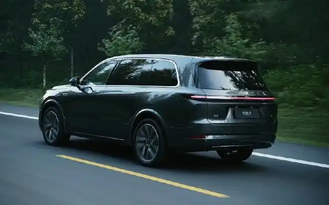 6月21日,夏至,理想汽车2022夏季发布会如期而至,全新大型suv理想l9