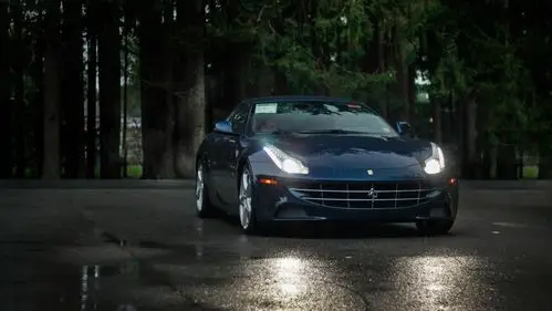 高清晰法拉利ff宽屏经典壁纸下载---酷图编号1156647