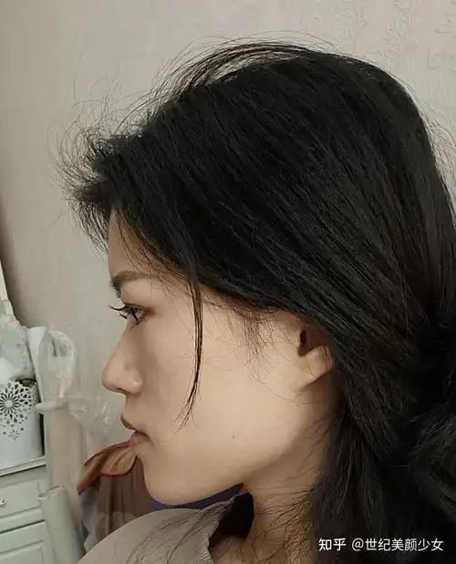 正脸好看但侧脸丑到爆是种怎样的体验? - 知乎