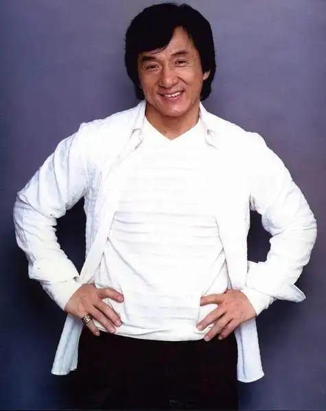 2022年丨成龙代言费(肖像照片授权两年报价) - 新城网