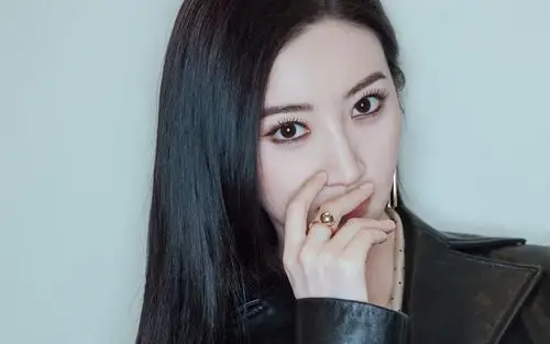 景甜御女风性感写真图片桌面壁纸