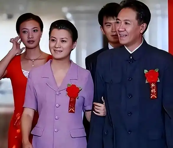 回顾三国演义8位女演员现状小乔发福变美孙尚香无儿女