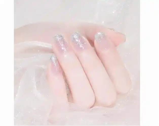 护甲油对指甲有害吗(指甲底油是护甲油吗)-情感知识库-动动脑