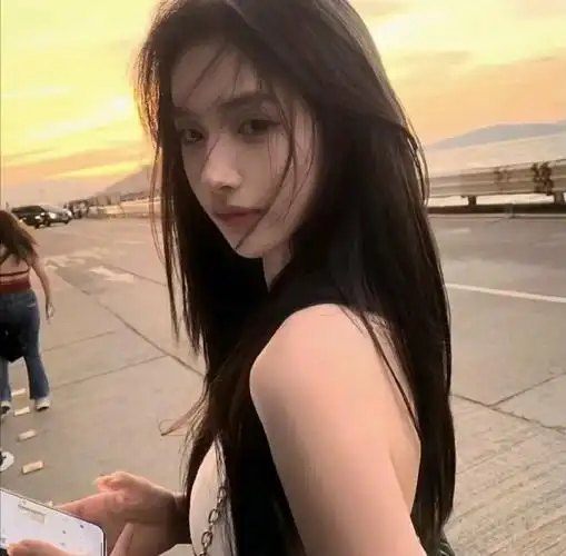 体重48公斤00后女警缴毒48公斤##女生头像