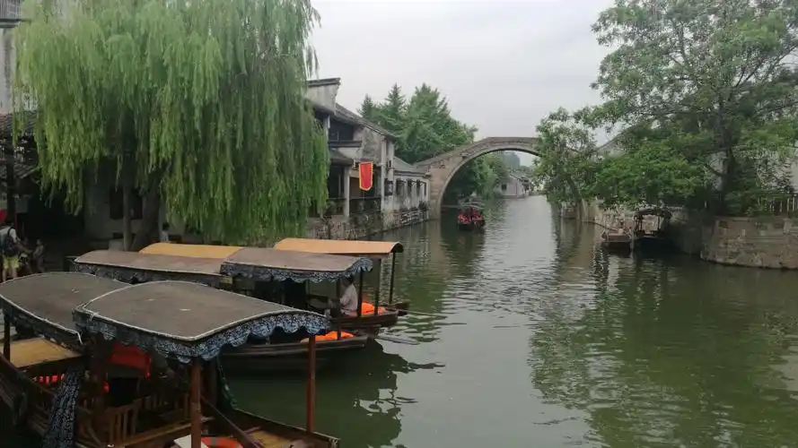 "五花马,乌蓬船