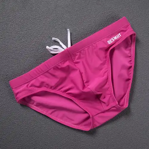 新款泳裤男潮牌低腰性感三角裤纯色显大海边游泳泡温泉男士泳衣视频