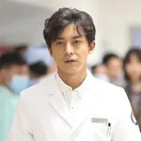 李佳航搞笑头像_微信头像图片大全