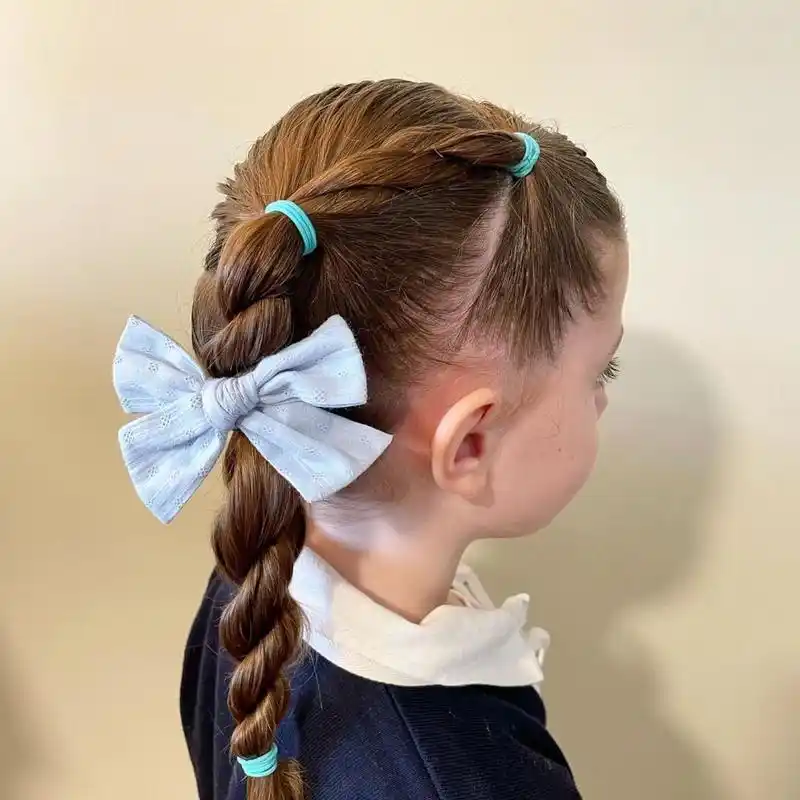 简单编发小女孩# #小女孩编发教程# #小女孩发型简单扎法