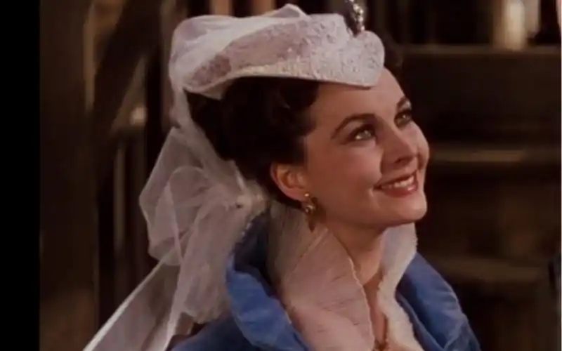 【人间精灵.费雯丽】—(飘)斯佳丽经典剪辑,礼服件件叫人难以忘怀