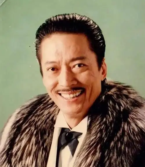 香港电影业并不缺乏如此凶猛的演员,但与方刚相比,大多数人还是不够的