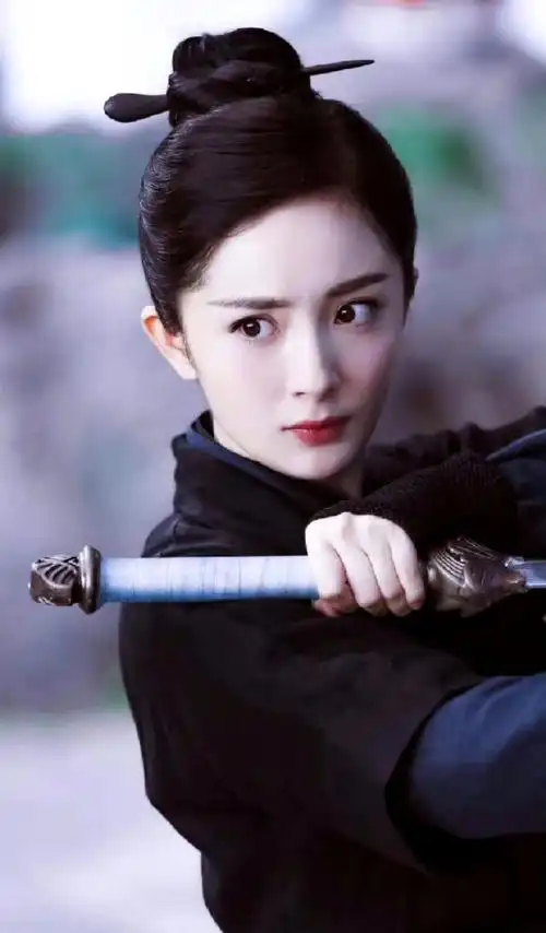 杨幂密逃5古装路透##杨幂紫色古装梦回扶摇