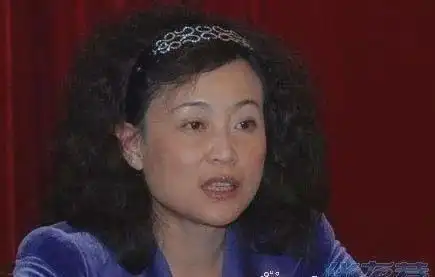 李俊的妻子,凉山州金融工作局党组书记贺雪梅涉嫌严重违纪违法,接受