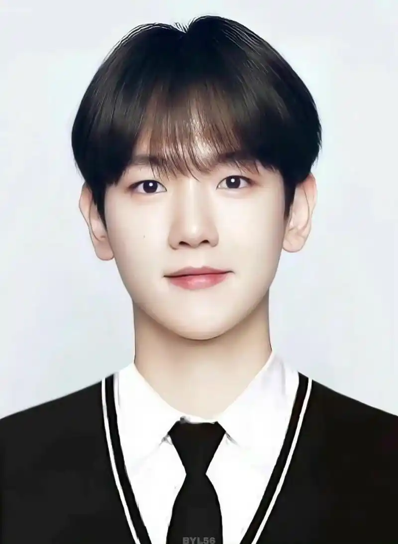 exo的证件照就是最屌的99秒了全世界 他们都得了颜值牛逼证吧