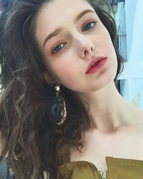 加拿大模特savannablade