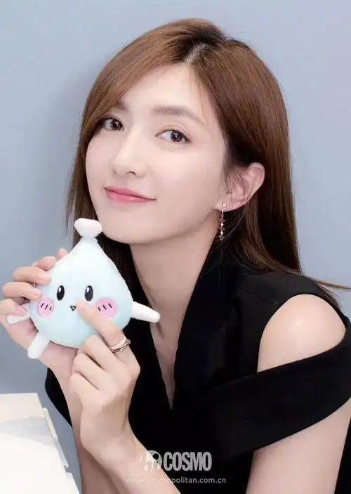 这些人人称赞的素颜女神们最真实的素颜照是这样的!