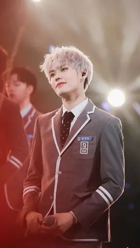 我的少年百分九 锦绣花路一起走