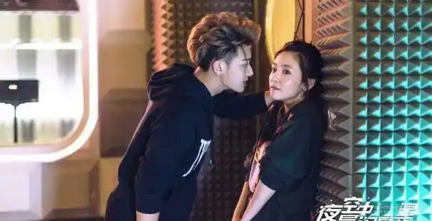 《艳势番》定档双台联播,黄子韬易烊千玺组双男主,民国造型帅气_吴倩