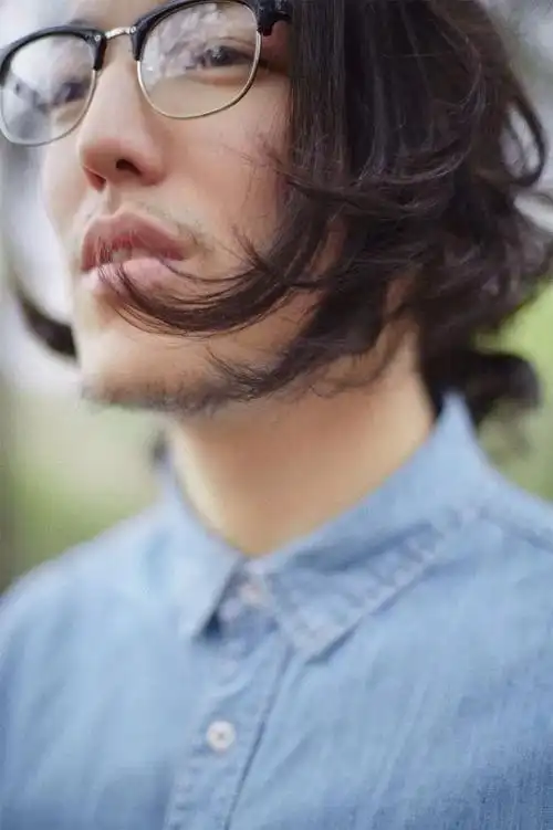 专访| 亚森:爱唱流行歌曲的哈萨克小哥"二"到成为"渣男"