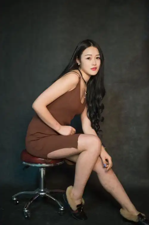 棚拍性感可爱型模特