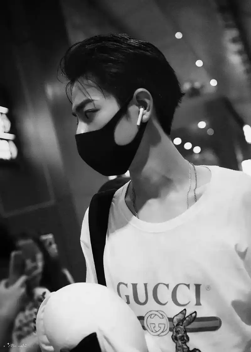 大背头yyds#肖战超帅 @抖音小助手 @dou 小助手  - 抖音