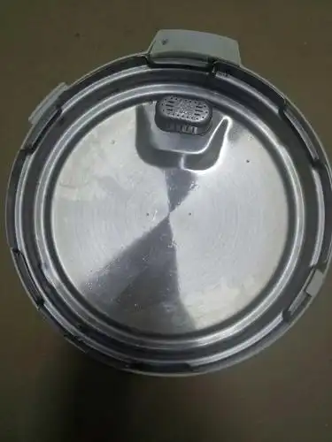 美的电压力锅盖拆卸讲解