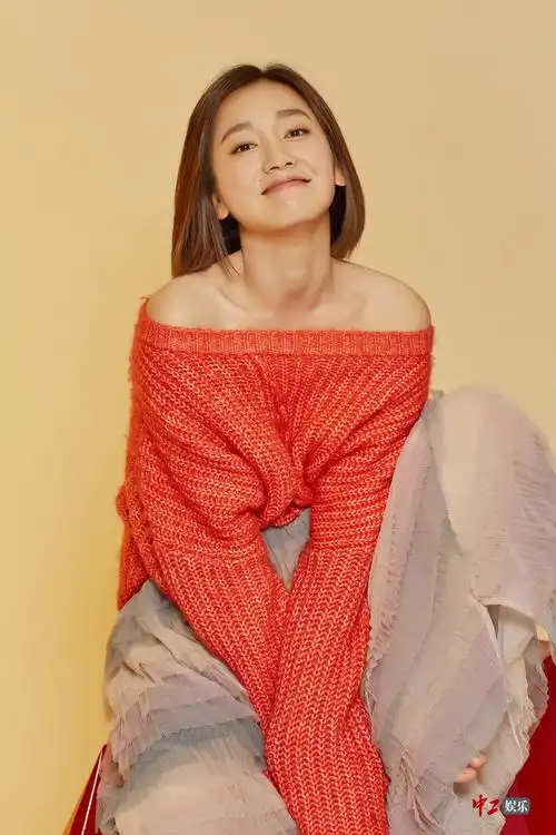 "橘色系"早春少女!董晴清新靓丽写真曝光