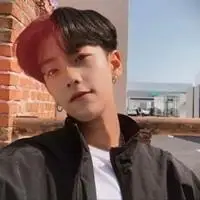 头像男真人 真人照片正脸帅气的男生头像