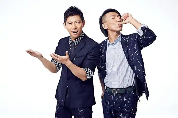 p>羽·泉,中国内地音乐组合,由 a target="_blank" href="/item/陈