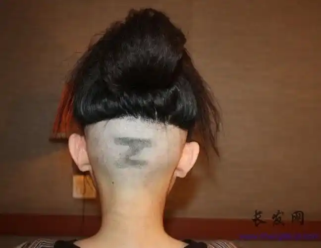 两个女孩同剪掏空bob-老高124#(17)