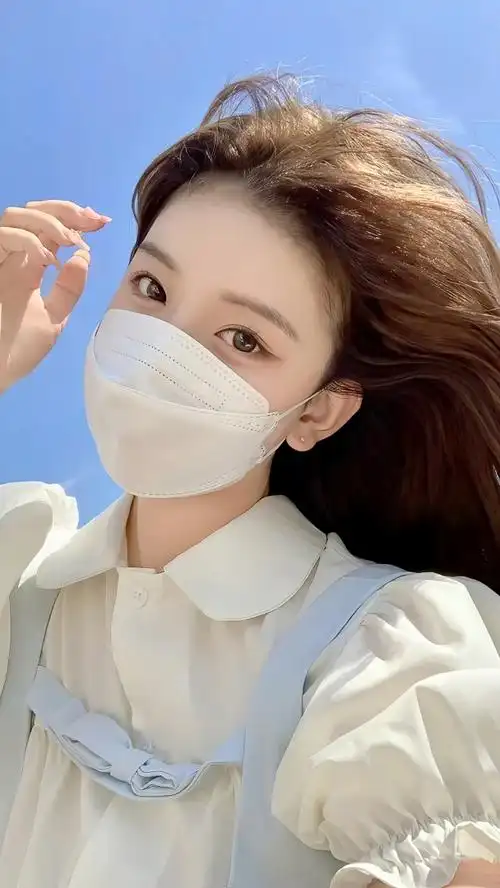 口罩小姐姐手机壁纸01