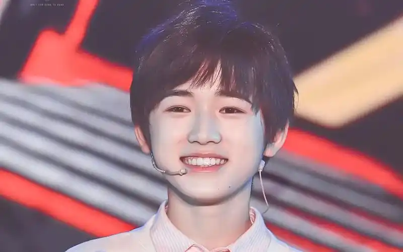 【宋亚轩】15岁生贺视频_哔哩哔哩_bilibili