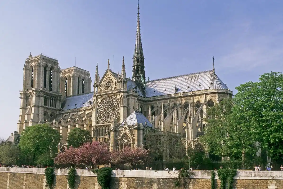 巴黎圣母院昔日风光寻找雨果笔下的敲钟人