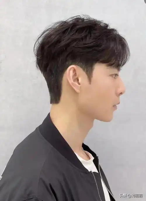 男士发型别乱剪,最帅还是这14款,喜欢别错过