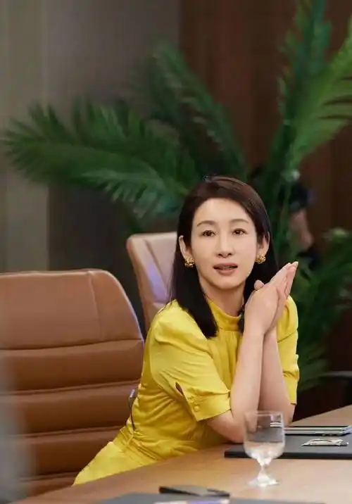 秦海璐近照曝光,不求十全十美,只求能够开心快乐-搜狐大视野-搜狐新闻