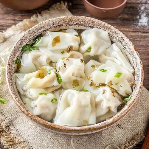 苏宁生鲜御蒸笼鲜肉小馄饨95g12只装38g汤料包