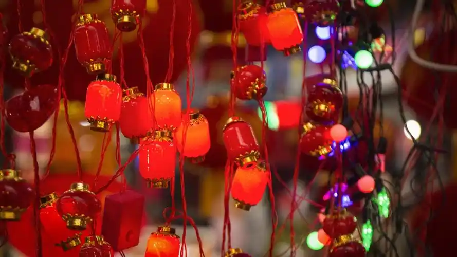 原图你的电脑分辨率(1600x1600)→生成壁纸显示:√欣赏模式全屏模式