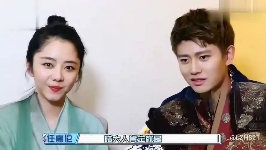 谭松韵任嘉伦锦衣之下采访,他俩真的是入戏太深