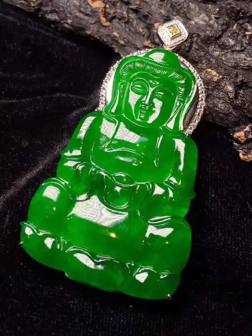 新品翡翠批发 高冰种正阳绿翡翠四季豆套装 福豆吊坠豆子耳钉两件