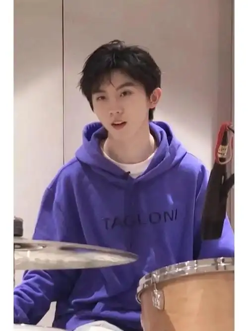 马嘉祺我看着日落想吻你