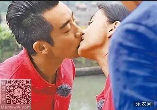 郑恺抛弃angelababy恋上白富美女友 酒店销魂