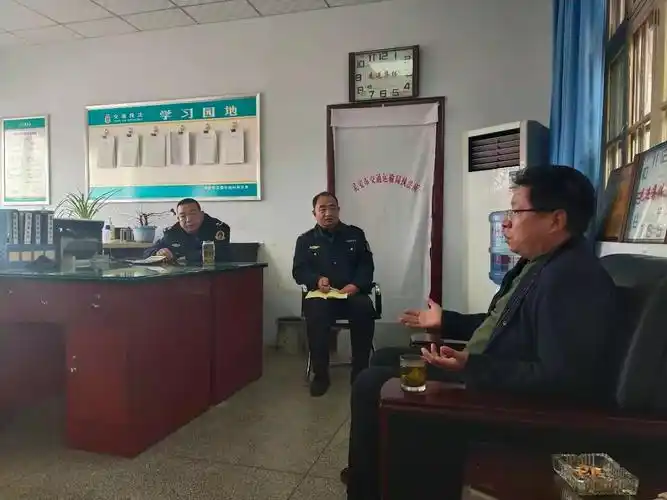 朱占星副所长对川口中队执法工作开展情况进行督导检查